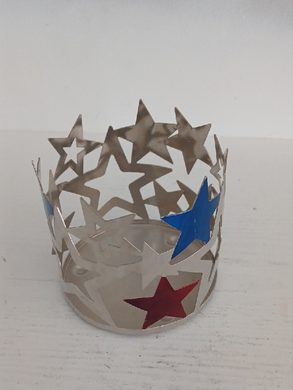 Silver Star Cutout Candle Holder - Picture 2 of 2